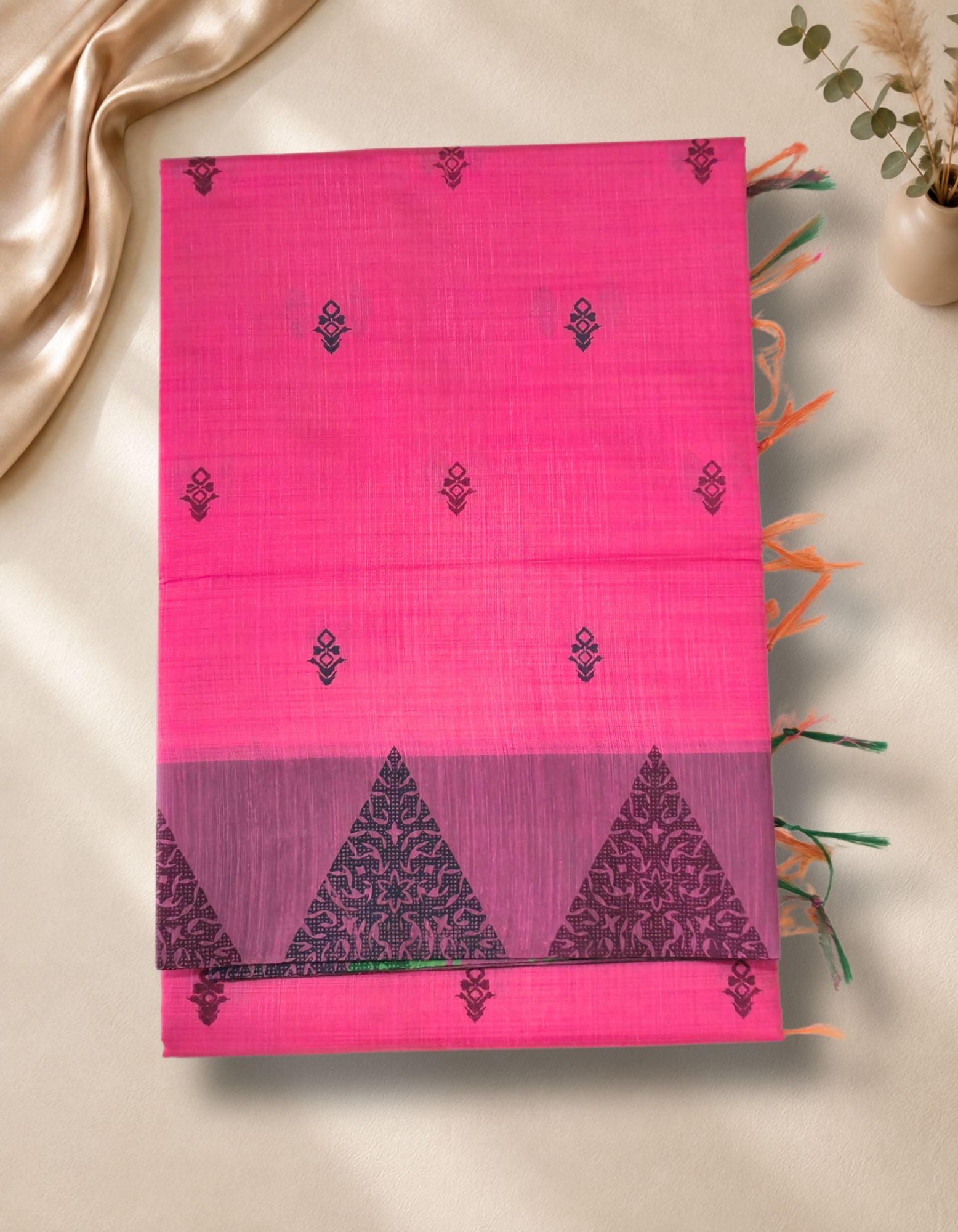 Banana Pith Fibre with Silk- Pink with green border