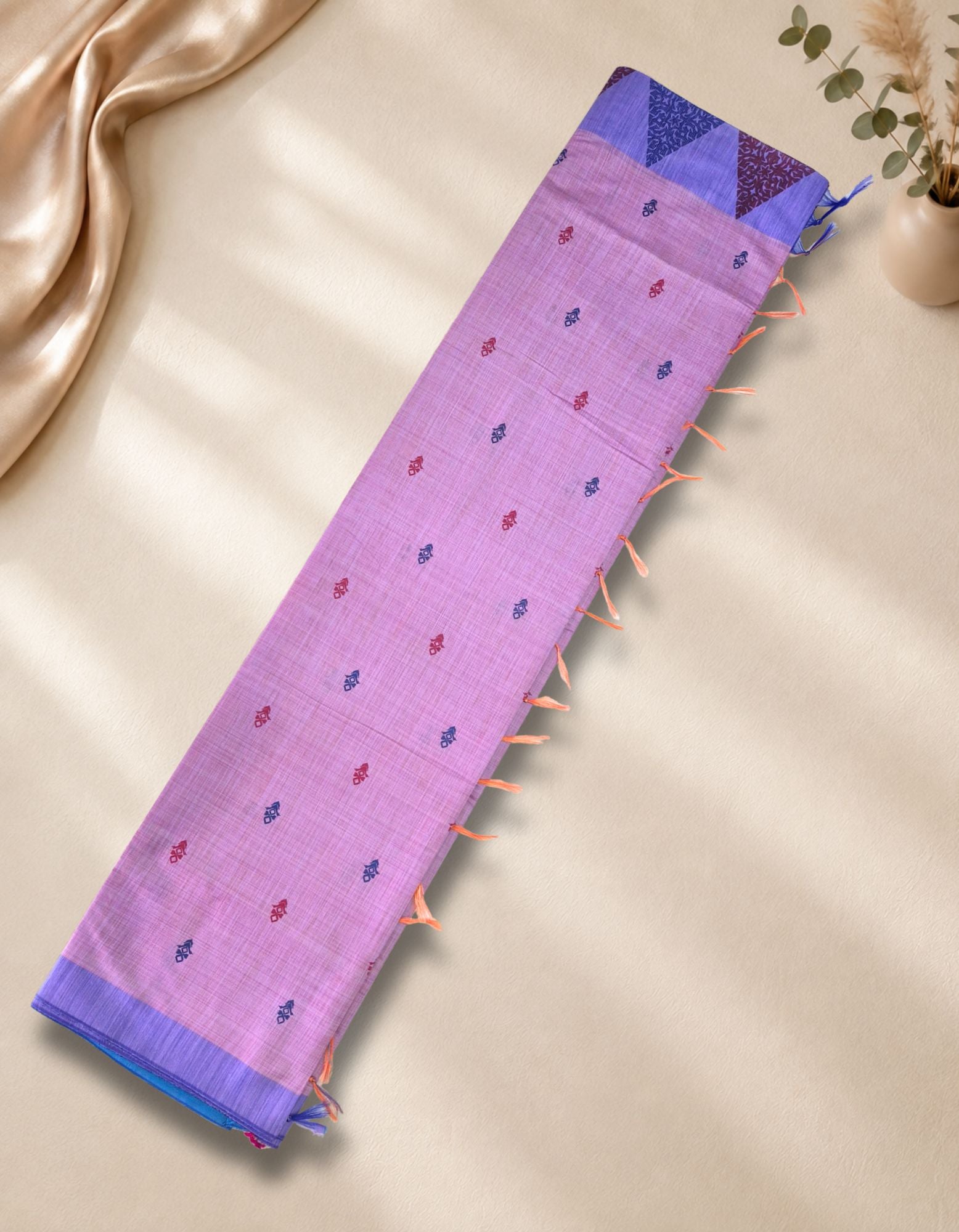 Banana Pith Fibre with Silk- Lavendar purple with Blue border