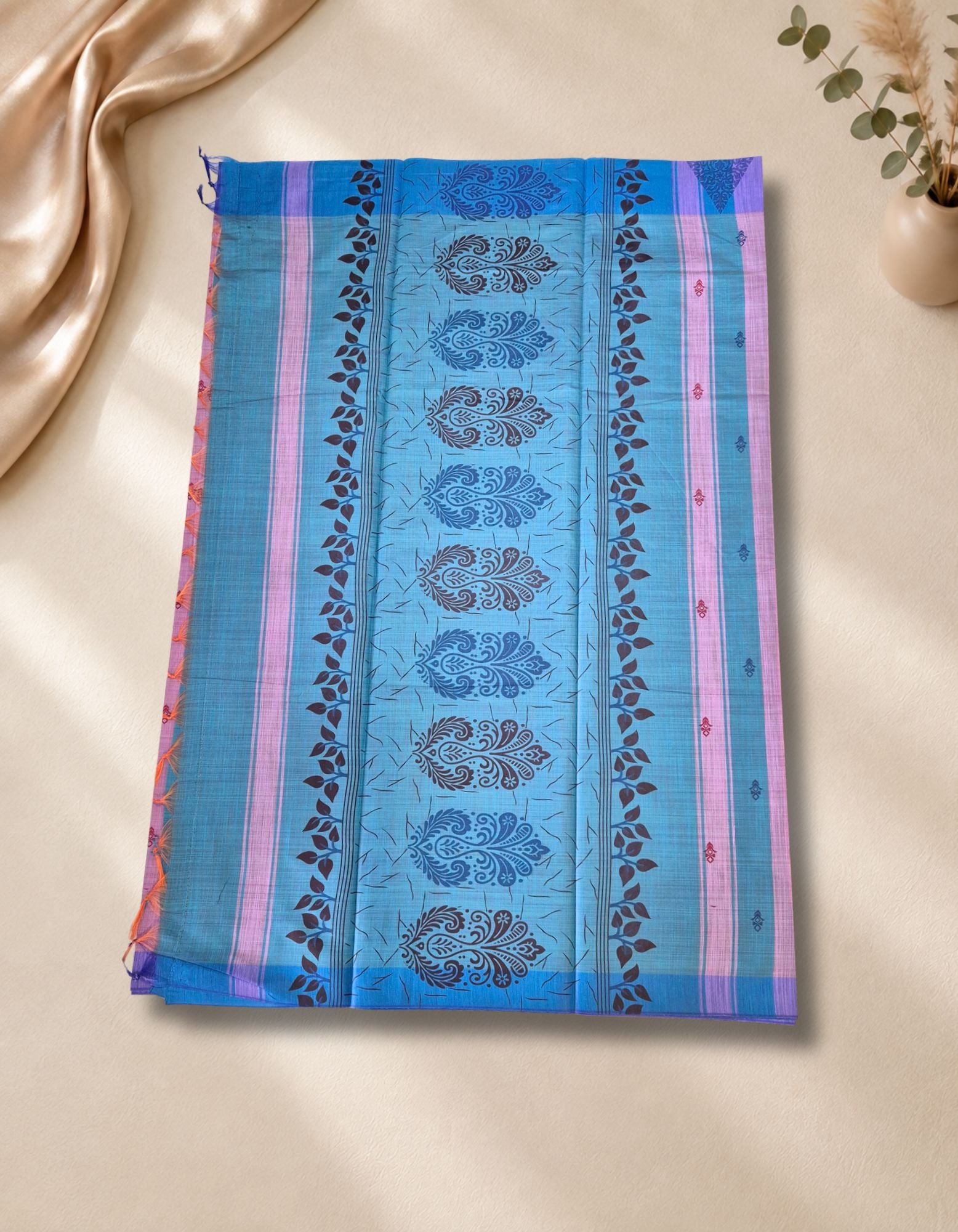 Banana Pith Fibre with Silk- Lavendar purple with Blue border