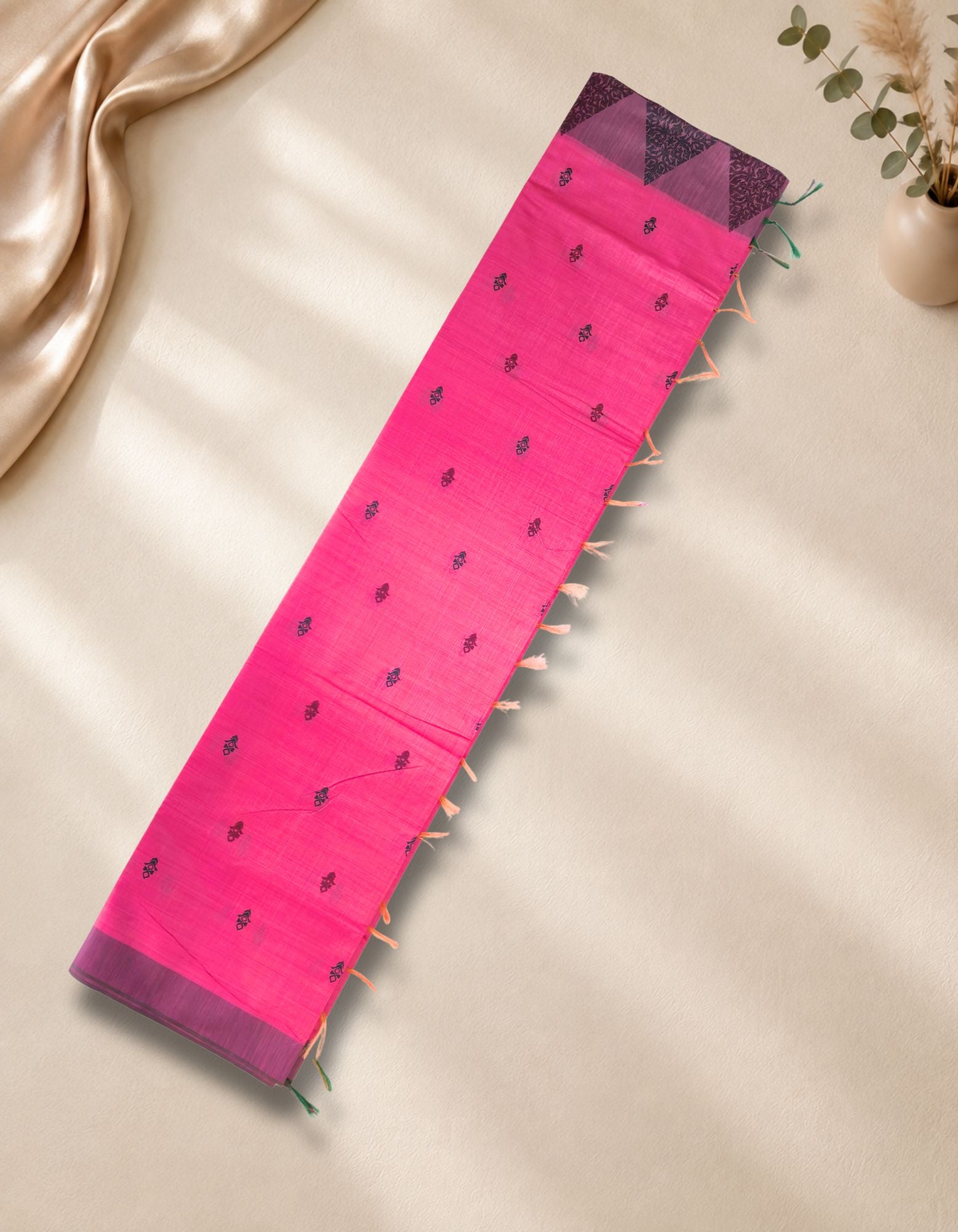 Banana Pith Fibre with Silk- Pink with green border