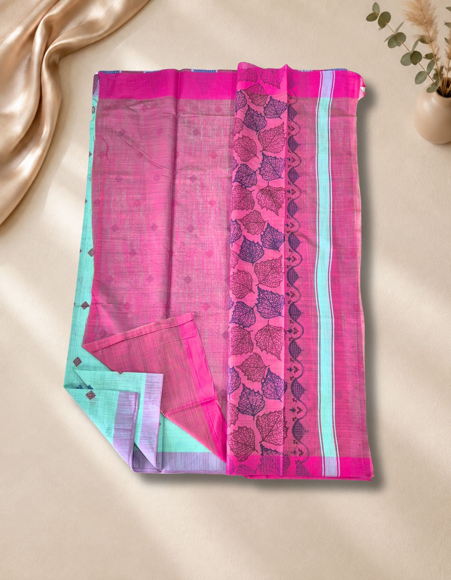 Banana Pith Fibre with Silk- mint green with pink border