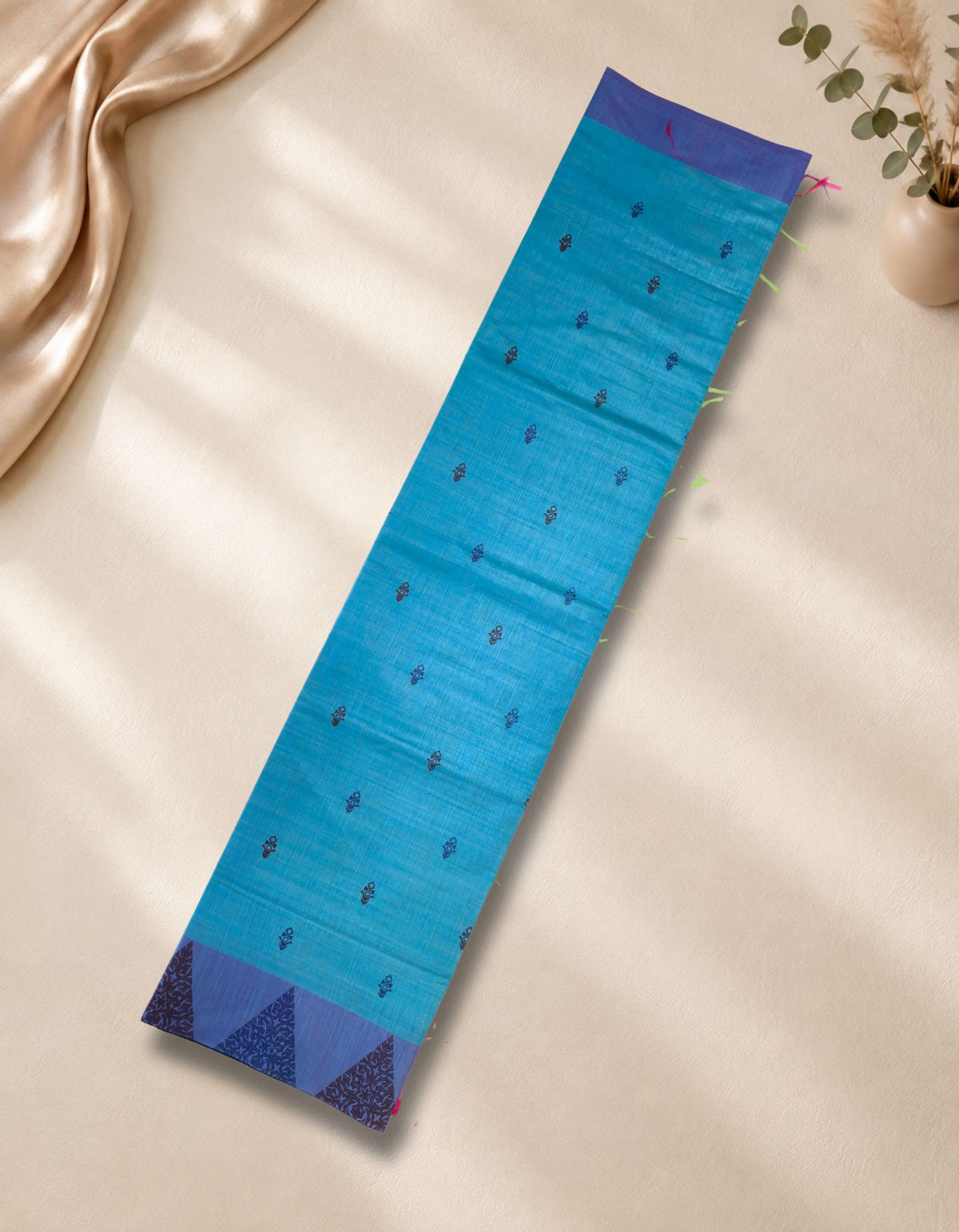 Banana Pith Fibre with Silk-Blue with pink border