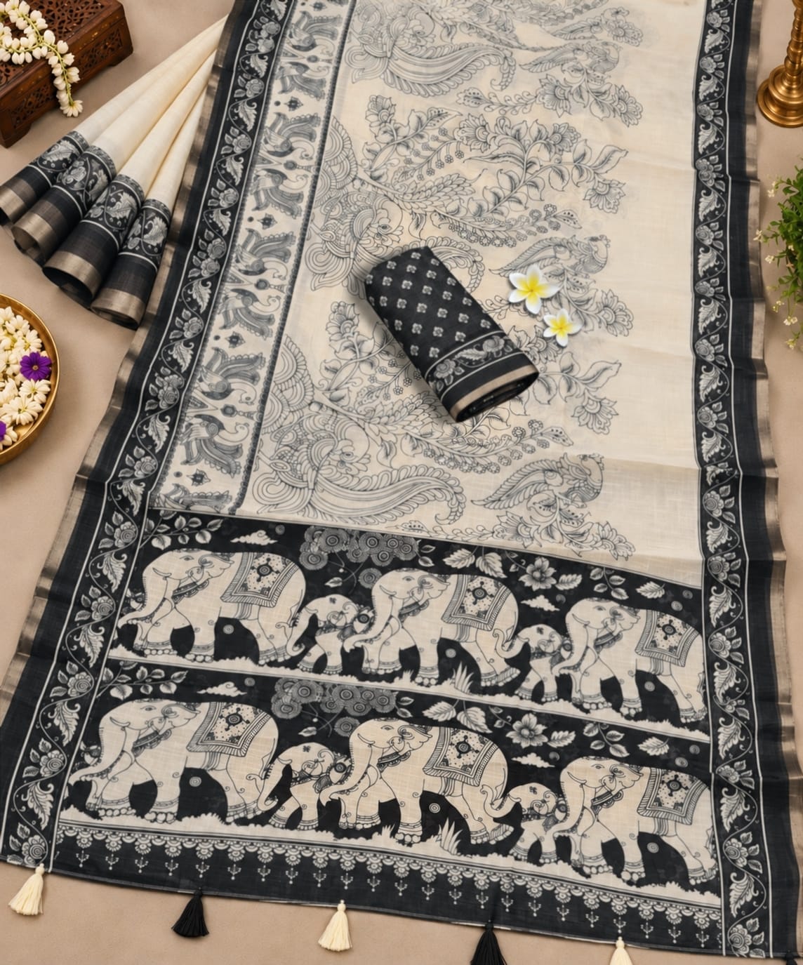 Kalamkari-inspired Linen Cotton- Creme and Black